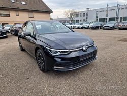 Nero Usata 2023 VW Golf VIII Tre volumi | 24.800 € (Buon prezzo)
