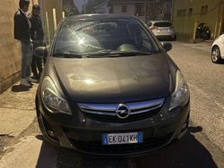 Grigio Usata 2011 Opel Corsa Cosmo Tre volumi | 3100 € (Buon prezzo)