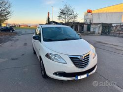 Bianco Usata 2012 Lancia Ypsilon Gold Due volumi | 4500 € (Ottimo prezzo)