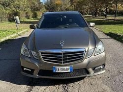 Marrone Usata 2010 Mercedes E350 AMG Tre volumi | 10.500 € (Ottimo prezzo)