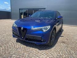 Blu/azzurro Usata 2022 Alfa Romeo Stelvio Sprint SUV | 33.990 € (Cara)