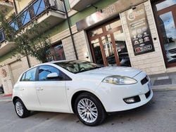 Bianco Usata 2009 Fiat Bravo Dynamic Due volumi | 4490 € (Molto cara)
