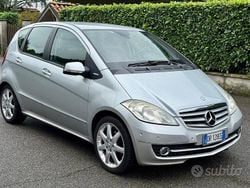Grigio Usata 2008 Mercedes A200 Due volumi | 2900 € (Buon prezzo)