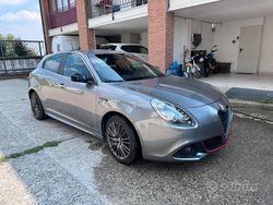 Grigio Usata 2015 Alfa Romeo Giulietta Due volumi | 10.500 € (Molto cara)