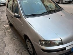 Grigio Usata 2003 Fiat Punto Tre volumi | 1000 € (Ottimo prezzo)
