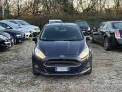 Marrone Usata 2014 Ford Fiesta Titanium Tre volumi | 4500 € (Buon prezzo)