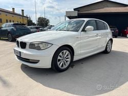 Bianco Usata 2010 BMW 118 Due volumi | 3950 € (Buon prezzo)