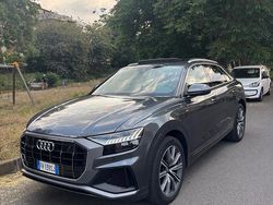 Grigio Usata 2019 Audi Q8 S-Line SUV | 48.990 € (Cara)