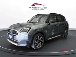 Smokey green Nuova 2025 Mini Cooper Countryman Favoured SUV | 35.850 € (Buon prezzo)