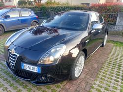 Nero Usata 2010 Alfa Romeo Giulietta Due volumi | 4500 € (Buon prezzo)
