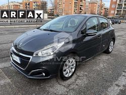 Grigio Usata 2017 Peugeot 208 Active Due volumi | 6500 € (Ottimo prezzo)