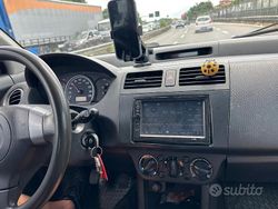 Grigio Usata 2007 Suzuki Swift Due volumi | 3000 €