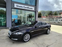 Grigio scuro Usata 2014 Jaguar XF Premium Luxury Tre volumi | 13.900 € (Cara)