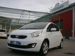 Bianco Usata 2013 Kia Venga 2 Due volumi | 8450 € (Molto cara)