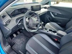 Blu/azzurro Usata 2020 Peugeot 2008 Allure SUV | 16.000 € (Buon prezzo)