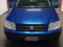 Usata 2004 Fiat Punto Due volumi | 1100 € (Buon prezzo)