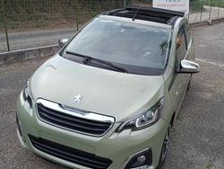 Verde Usata 2021 Peugeot 108 Style Due volumi | 11.900 € (Cara)