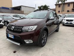 Marrone Usata 2017 Dacia Sandero Stepway Tre volumi | 7600 € (Buon prezzo)