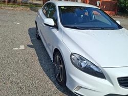 Bianco Usata 2013 Volvo V40 R-Design Kinetic Station wagon | 6500 € (Buon prezzo)