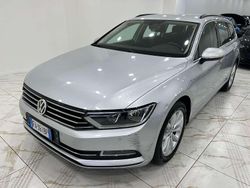 Grigio Usata 2015 VW Passat Comfortline Station wagon | 11.790 € (Buon prezzo)