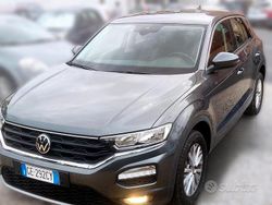 Grigio Usata 2021 VW T-Roc Business SUV | 21.900 € (Buon prezzo)