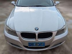 Argento Usata 2011 BMW 318 Tre volumi | 5800 € (Ottimo prezzo)