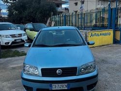 Blu Usata 2005 Fiat Punto Dynamic Tre volumi | 1490 € (Ottimo prezzo)