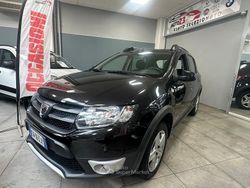 Nero Usata 2014 Dacia Sandero Prestige Due volumi | 6499 € (Buon prezzo)