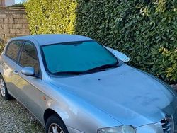 Usata 2002 Alfa Romeo 147 Due volumi | 300 € (Super prezzo)