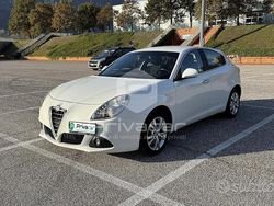 Bianco Usata 2011 Alfa Romeo Giulietta Distinctive Due volumi | 4900 € (Ottimo prezzo)