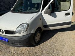 Bianco Usata 2003 Renault Kangoo Monovolume | 2490 € (Cara)