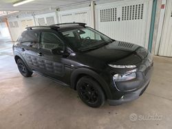 Nero Usata 2015 Citroën C4 Cactus PureTech Due volumi | 6000 € (Buon prezzo)