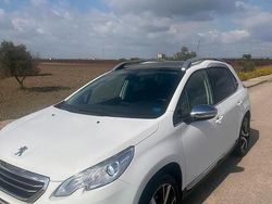 Bianco Usata 2014 Peugeot 2008 SUV | 7400 € (Buon prezzo)