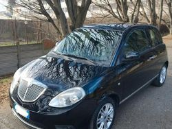 Nero Usata 2012 Lancia Ypsilon Due volumi | 4500 € (Buon prezzo)