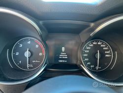 Blu/azzurro Usata 2019 Alfa Romeo Stelvio Executive SUV | 18.800 € (Ottimo prezzo)