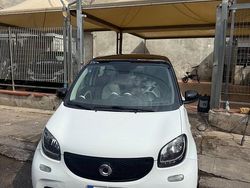 Bianco Usata 2015 Smart ForFour Passion Due volumi | 9999 € (Buon prezzo)