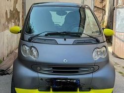 Usata 2002 Smart ForTwo Coupé Due volumi | 3400 €