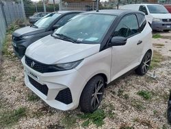 Bianco Nuova 2025 Aixam City GTO Tre volumi | 17.999 €
