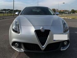 Grigio Usata 2016 Alfa Romeo Giulietta Super Due volumi | 13.500 € (Buon prezzo)