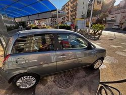 Grigio Usata 2004 Lancia Ypsilon Due volumi | 2000 €