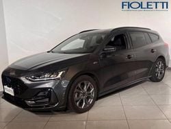 Grigio Usata 2022 Ford Focus ST-Line Station wagon | 18.900 € (Buon prezzo)