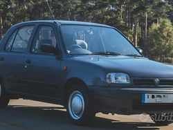 Usata 2002 Nissan Micra Tre volumi | 600 € (Buon prezzo)