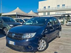 Blu Usata 2017 Dacia Sandero Tre volumi | 4500 € (Super prezzo)