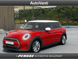 Rosso Usata 2023 Mini Cooper Classic Due volumi | 33.030 € (Molto cara)