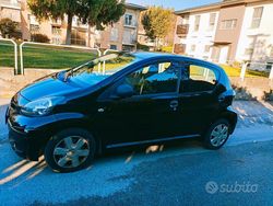 Nero Usata 2010 Toyota Aygo Due volumi | 4500 € (Buon prezzo)