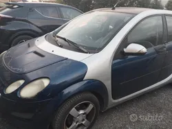Usata 2004 Smart ForTwo Coupé Due volumi | 1000 € (Buon prezzo)