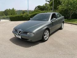 Grigio Usata 1999 Alfa Romeo 166 Tre volumi | 690 € (Buon prezzo)