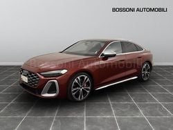 Rosso grenadine metallizzato Nuova 2025 Audi A5 Ambiente Tre volumi | 81.400 € (Buon prezzo)