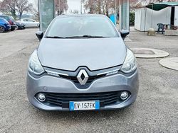Grigio Usata 2014 Renault Clio IV Tre volumi | 6400 € (Buon prezzo)
