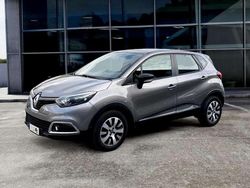 Grigio Usata 2015 Renault Captur SUV | 8950 € (Buon prezzo)